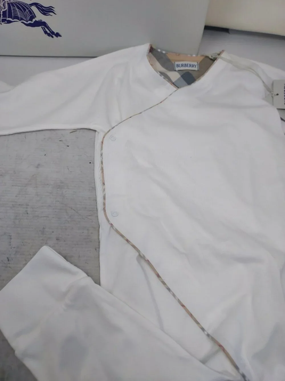 Burberry White Baby Check Bodysuit and Bib Box